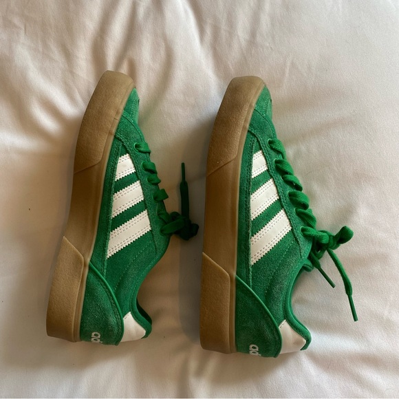 Green adidas sneakers - Picture 2 of 5